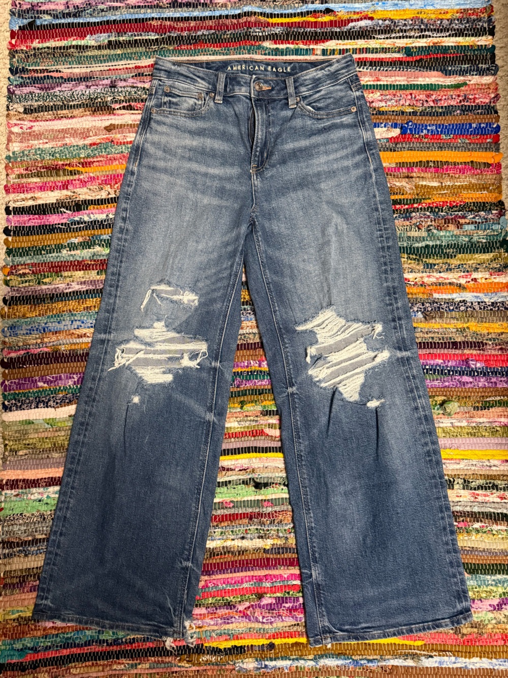 American Eagle women’s baggy wide leg distressed jeans